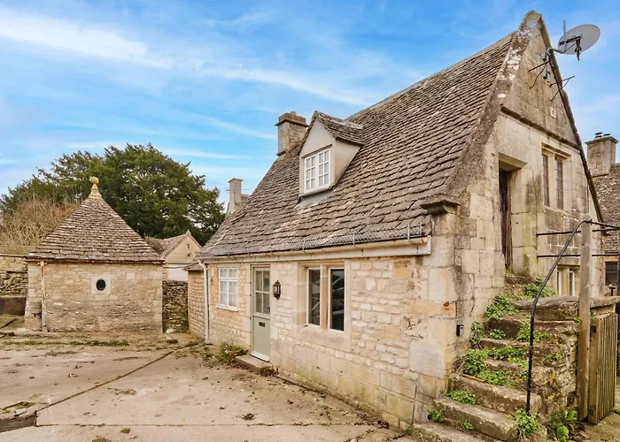 Finest Retreats - Courtside Cottage